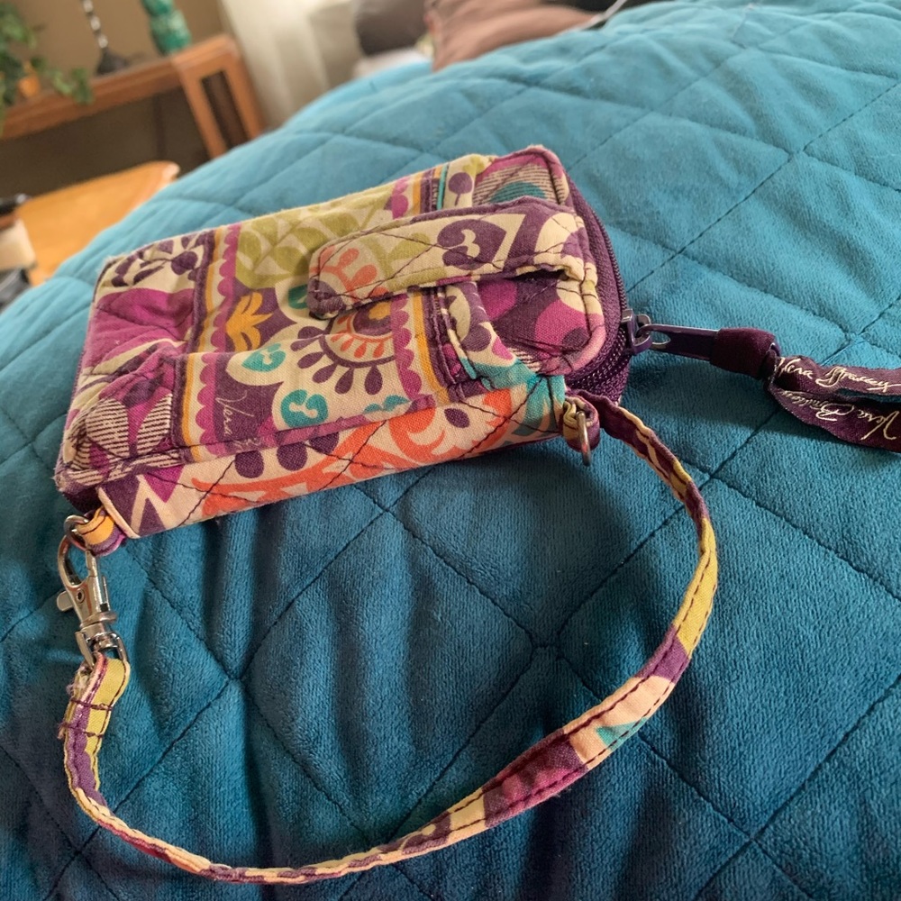 VERA BRADLEY wristlet